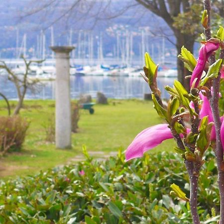 The Gulf Villa - Lago Maggiore Monvalle Bagian luar foto