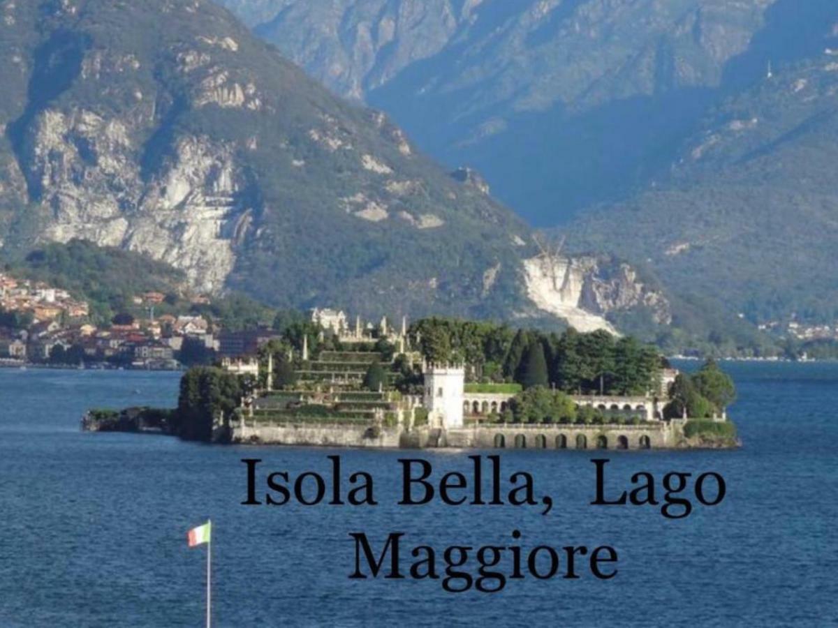 The Gulf Villa - Lago Maggiore Monvalle Bagian luar foto